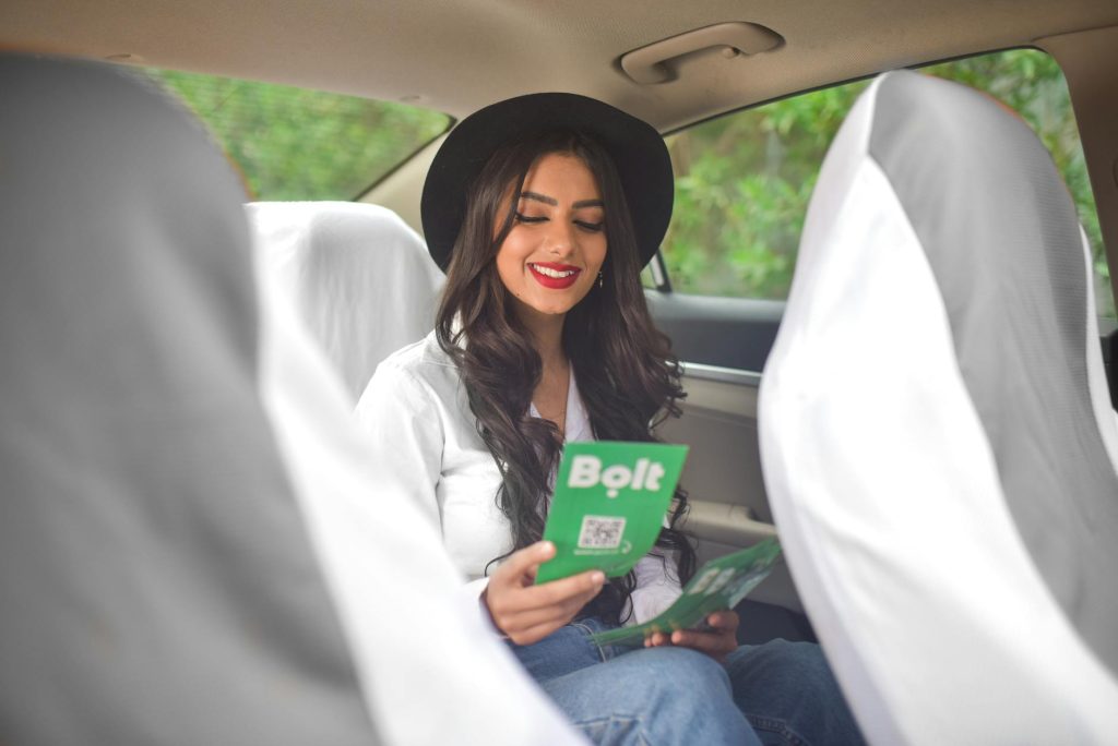 How ride-sharing ads can quickly attract new customers - De ce reclamele în mașinile de ride-sharing pot aduce clienți noi rapid