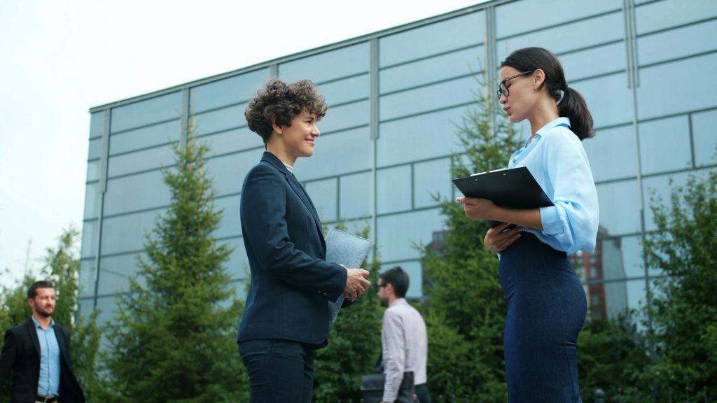 Promoveaza.ro: Connecting Local Businesses with Passengers - Promoveaza.ro – platforma care conectează firmele locale cu pasagerii din oraș
